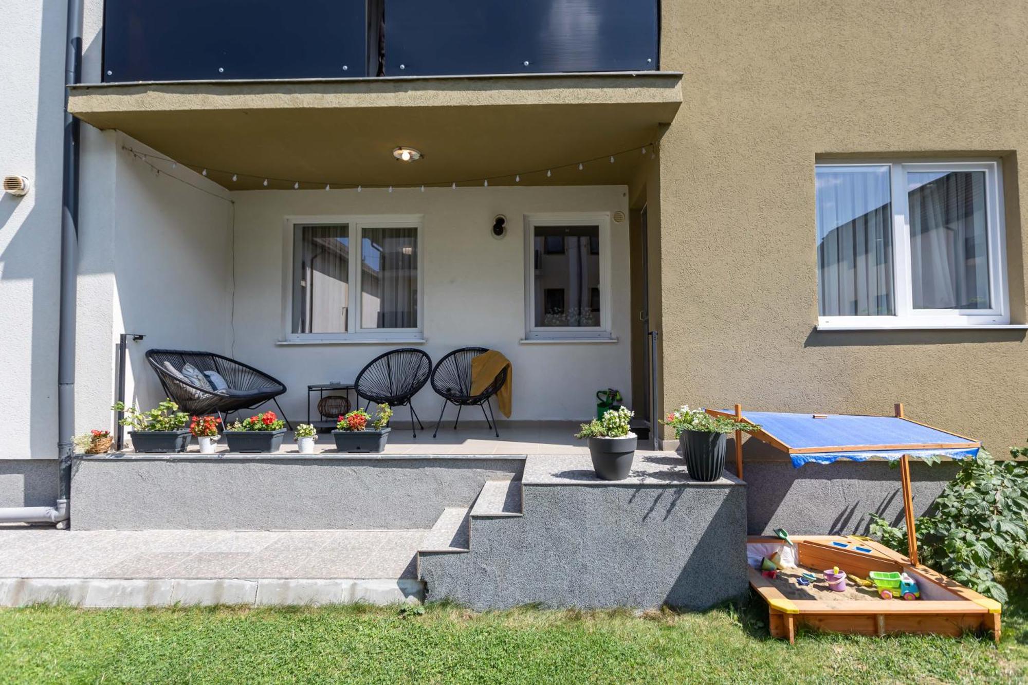 Apartmán Montana Garden Brašov Exteriér fotografie
